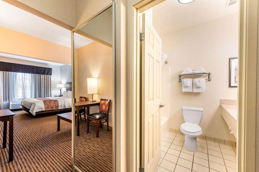 Quality Inn & Suites University Fort Collins Zimmer foto